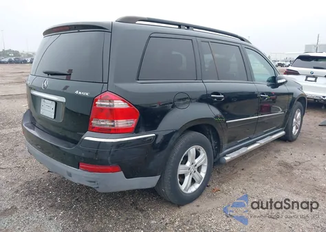 2007 Mercedes-Benz Gl 450 4Matic z USA, uszkodzony, nr VIN 4JGBF71E47A227007